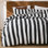 Ensemble de housse de couette à rayures noires et blanches grand format - ensemble de housse de couette 100% coton avec fermeture à glissière et 8 attaches de coin, ensemble de literie 3 pièces de luxe en lin pour toutes les saisons
