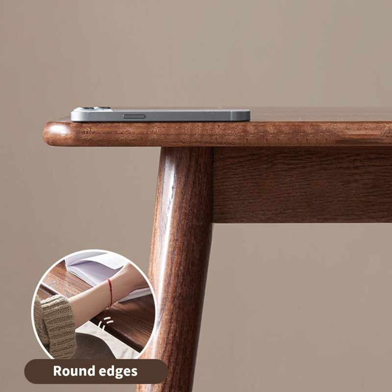 The dining table is simple and thickened