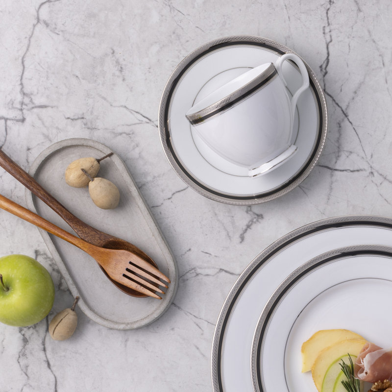 Ensemble de 4 tasses 8 oz. Noritake Austin Platinum