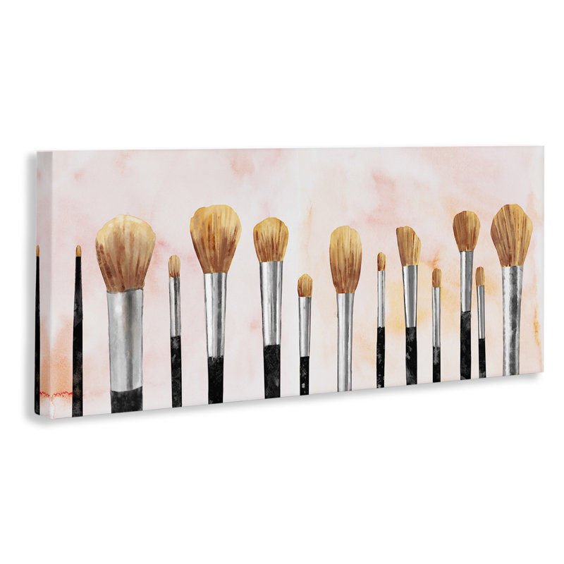 «Mak déguisé en brosse, mode rose», H 10 po x l 24 po