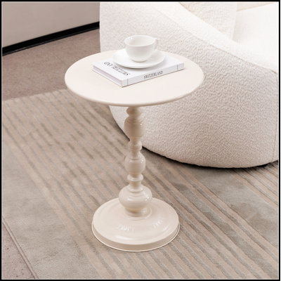 Vintage Metal Coffee Table, Round End Table for Small Spaces, Durable and Stylish Accent Furniture for Living Room or Bedroom