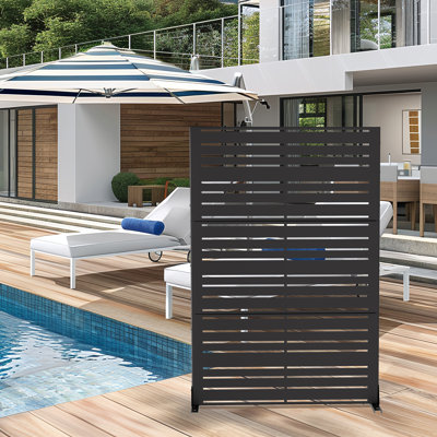 Outdoor Metal Privacy Screen