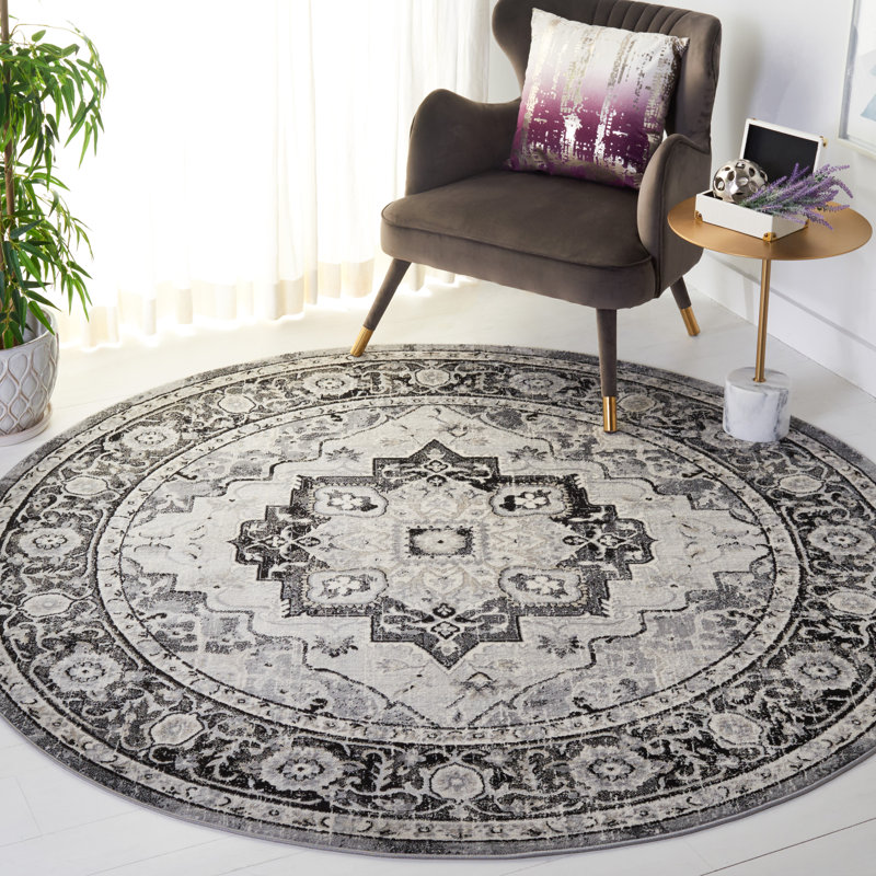 Brentwood Performance Oriental Rug, Round 6'7"