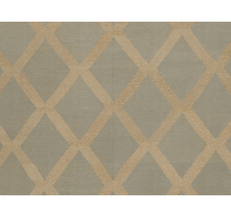 Geometric Area Rug in Brown/Gray