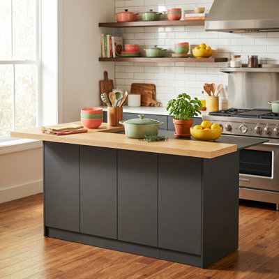 Îlot de cuisine moderne avec rangement solide