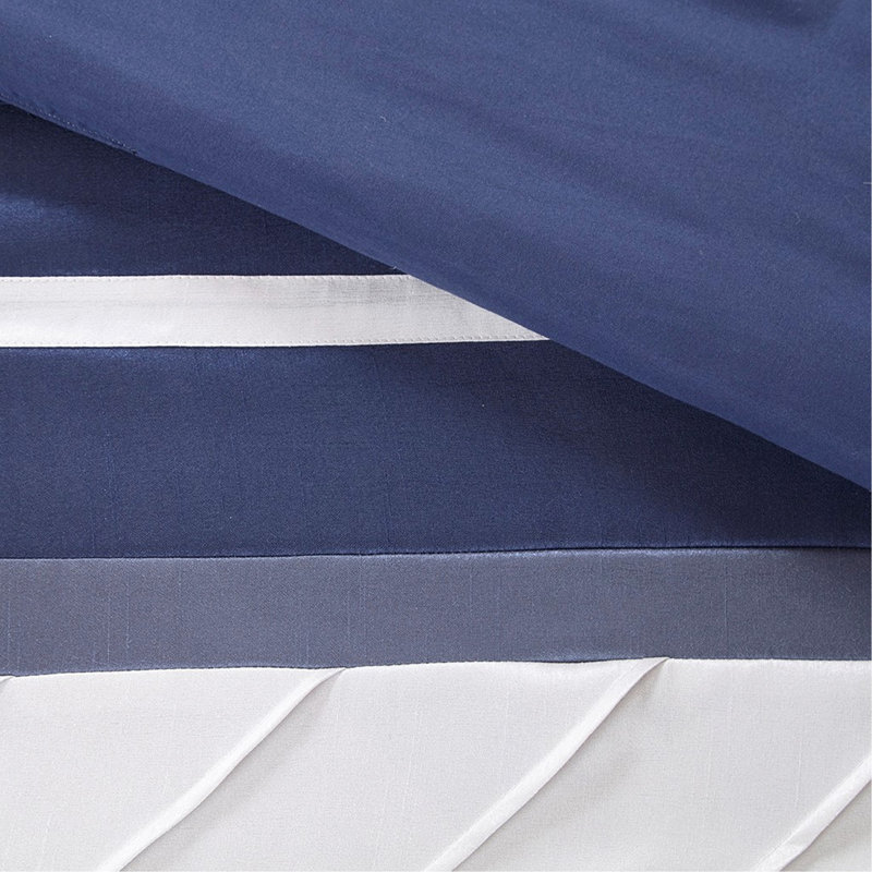 Ensemble d'édredon luxueux 7 pièces en bleu marine, hypoallergénique et lavable à la machine pour un confort et une élégance toute l'année