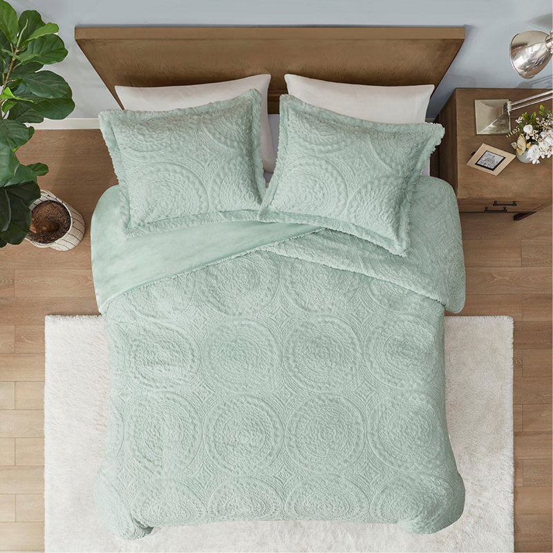 Très grand ensemble d'édredon en fausse fourrure à motif de médaillon brodé King / Cal, hypoallergénique et lavable à la machine
