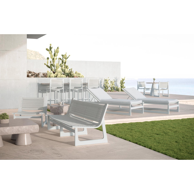 Cozumel Chaise Lounge, Matte White, Arctic