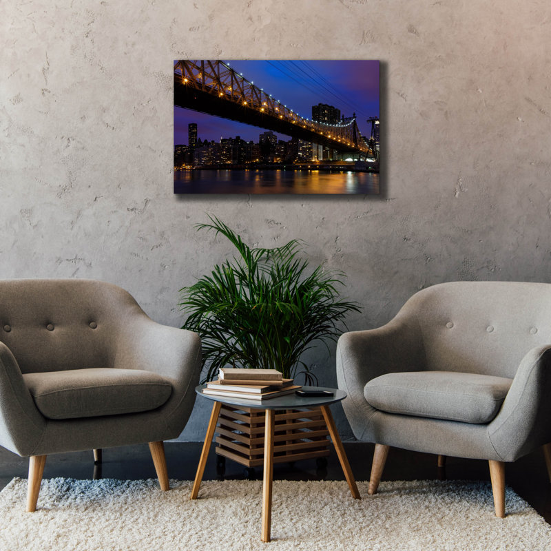 «Epic Graffiti 'Queensboro Bridge» par Rick Berk, art mural sur toile, H 26 po x l 40 po x P 1,5 po