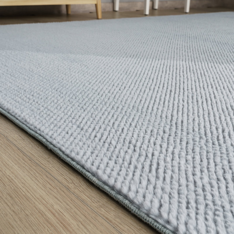 Soft Area Rug with Cozy High and Low Effect in Solid Colors, Rectangle 6'7" x 9'2"