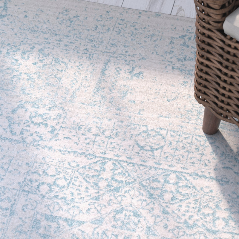 Adelia Oriental Indoor Rug, Rectangle 2' x 3'