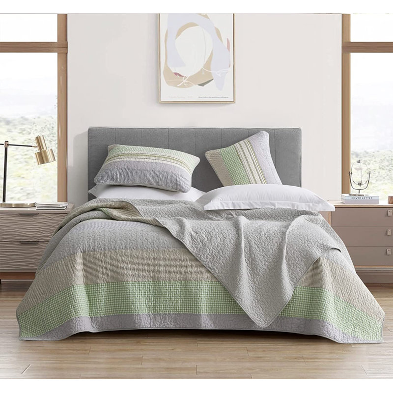 Rene Lightweight Boho Chic Striped Cotton Quilt Set, Queen Quilt + 2 Standard Shams