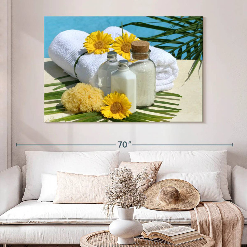 Kerrick Poolside Spa Essentials, 34" H x 51" W