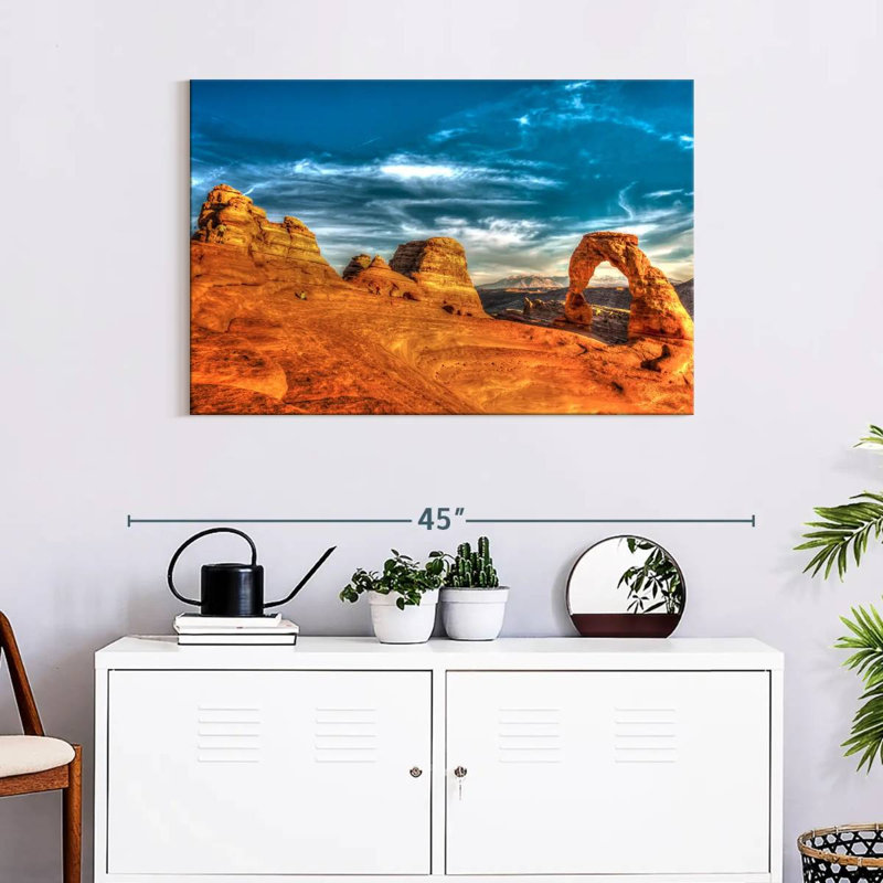 Alvord Iconic Delicate Arch, 24" H x 36" W