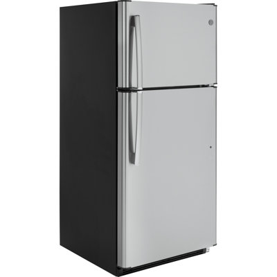 GE Appliances 29.75 " 18 Cubic Feet Freestanding Top Freezer Refrigerator with Ice Maker