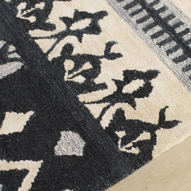 Eliger Wool Southwestern Indoor Rug, Rectangle 2'6" x 8'