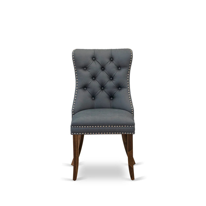 Cet ensemble de salle à manger 5 pièces comprend une table de cuisine et 4 chaises de salle à manger en tissu de polyester gris platine avec dossier capitonné - Finition noyer antique