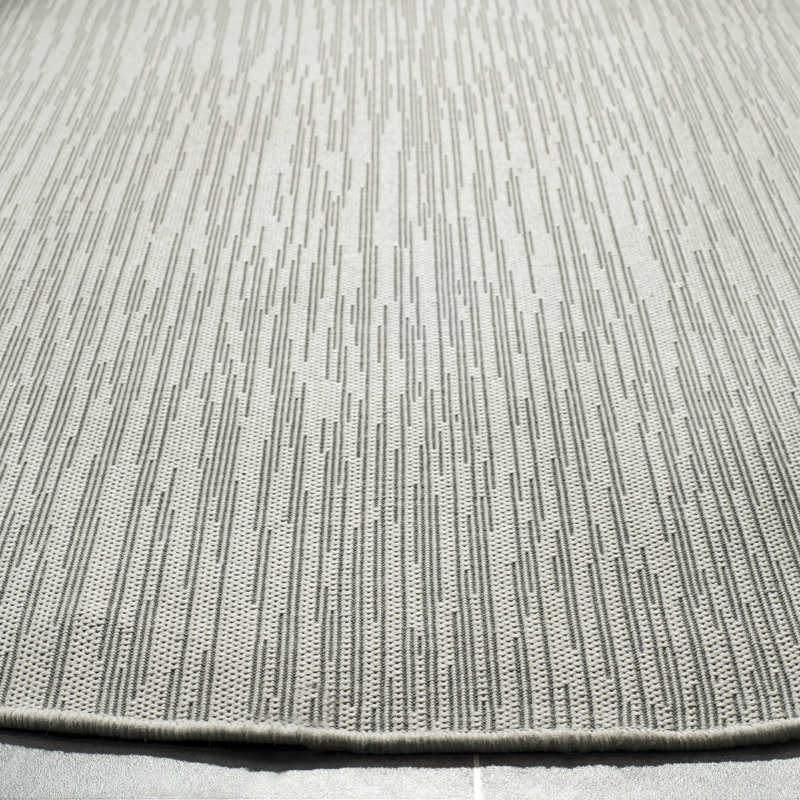 Tapis d'intérieur / extérieur de couleur unie Hollandale Performance, Rectangle 4 pi x 5 pi 7 po