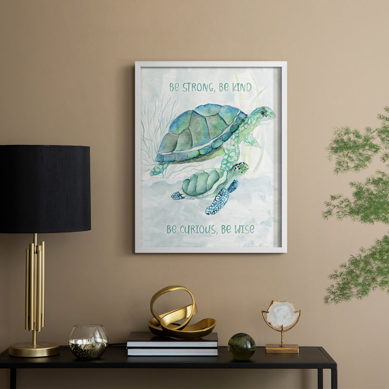 «Turtle Family I», reproduction encadrée - bois massif, H 11 po x l 9 po, Blanc