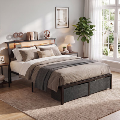 Cadre de lit en acier Queen Size avec coffre de rangement coulissant, lumières DEL contrôlables par téléphone et station de charge USB de type C pour chambre à coucher