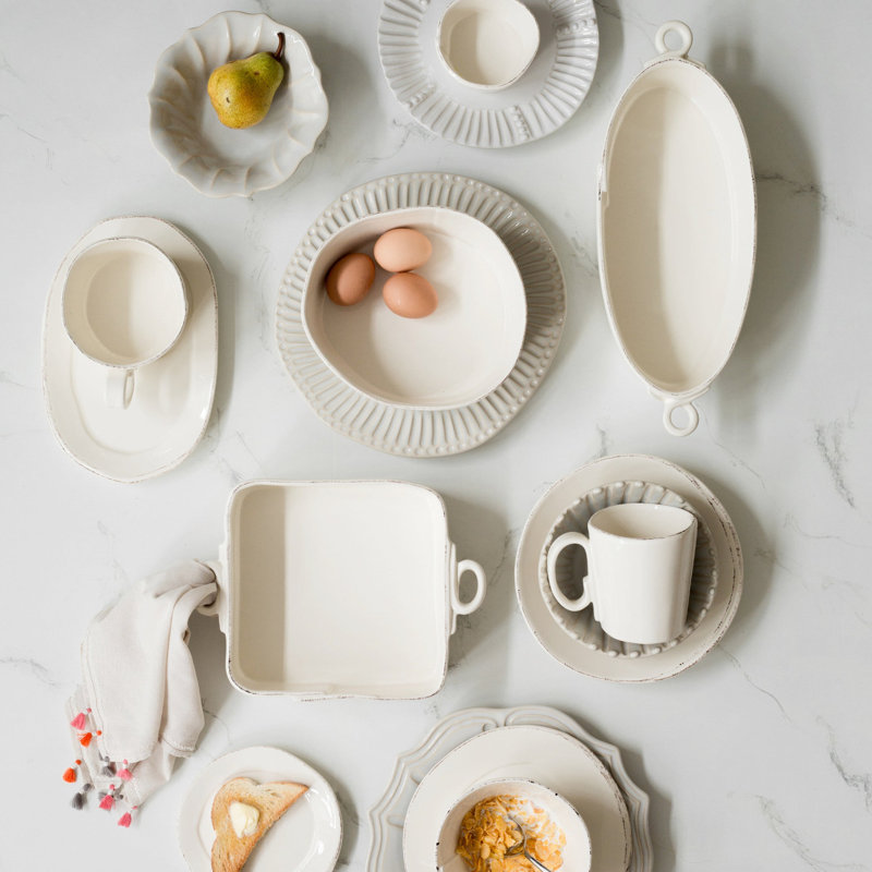 Lastra Square Stoneware Baker, White