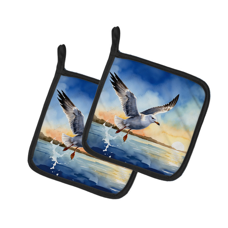 Gull Flying Low Pair of Pot Holders