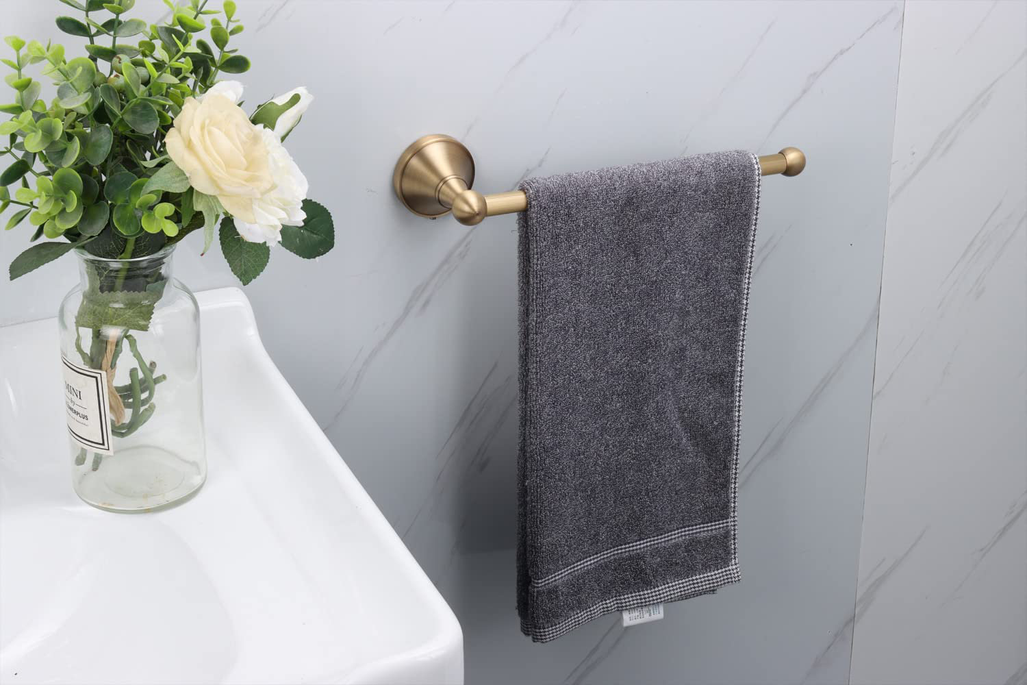 QIANXING Wall Mounted Towel Rack