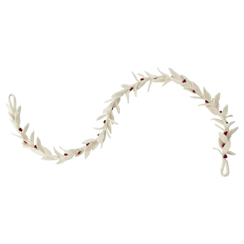67.5'' in. Garland