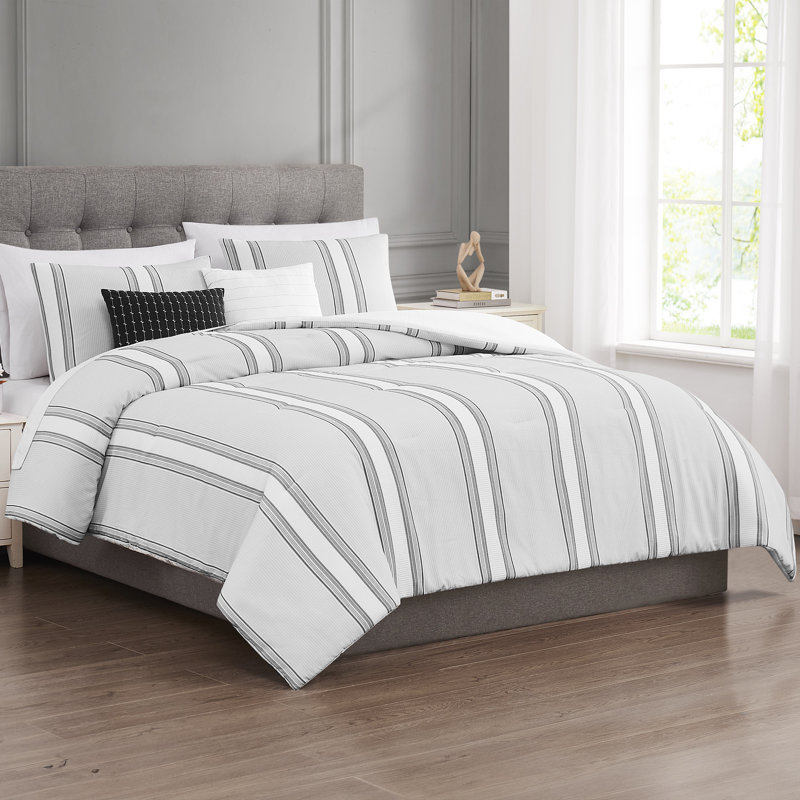 Modern Threads 5-Piece Jacquard Kira Comforter Set, King Comforter + 4 Additional Pieces
