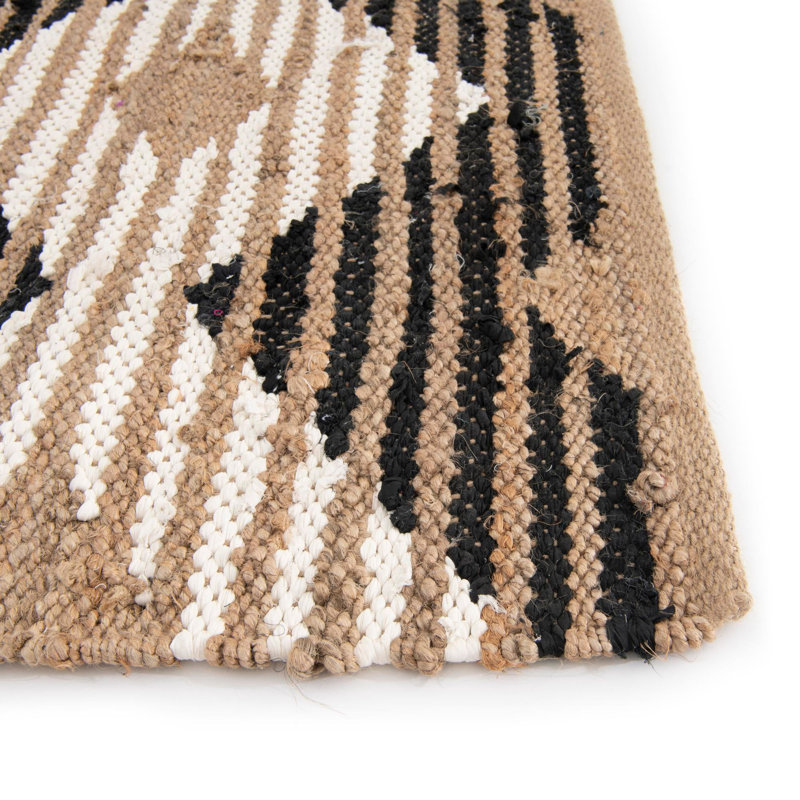 Bonnie-Mae Cotton Geometric Indoor Rug, Rectangle 10' x 13'11"