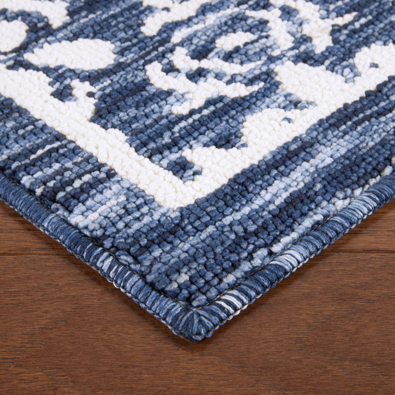 TOWN & COUNTRY EVERYDAY Walker Everwash Non-Slip Backing Kitchen Mat, Rectangle 2' x 4', Navy Blue