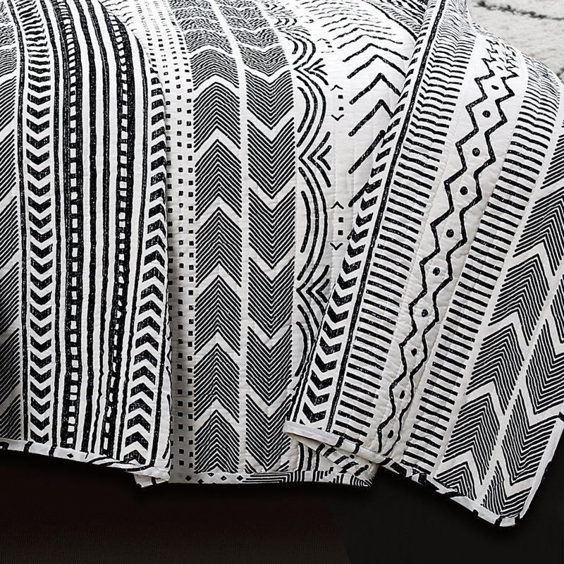 Hygge Geo Reversible Contemporary 3-Piece Quilt Set, Black/White, King Quilt + 2 King Shams