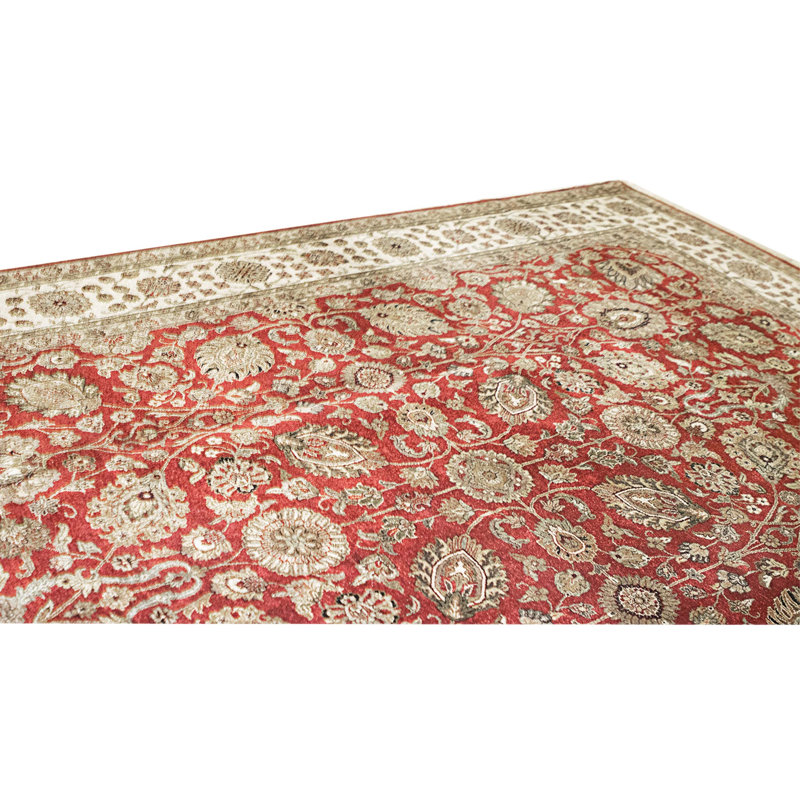 Hand Knotted Wool Area Rug in Red And Ivory