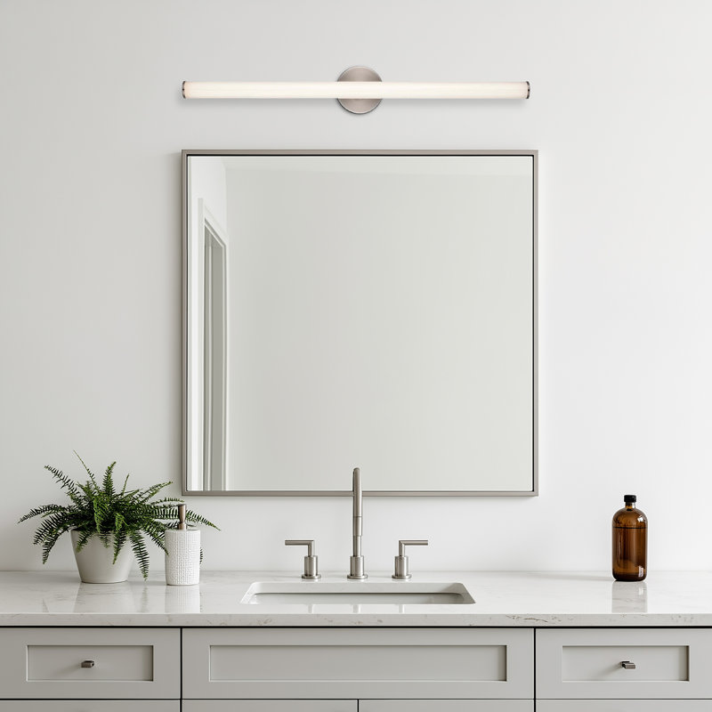 Éclairage pour meuble-lavabo à DEL 36 po Ashby, 2400, H 5 po x l 36 po x P 2,7 po, Nickel brossé, 30
