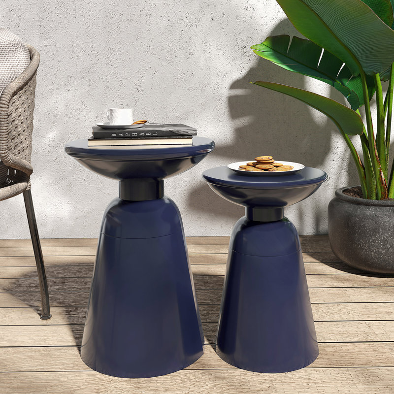 Tables d'appoint d'extérieur en fer avec design évasé, ensemble de 2, pour une utilisation intérieure et extérieure, durable et élégante