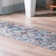 Tapis géométrique multicolore