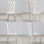 Ensemble de 4 chaises de salle à manger en velours blanc avec boutons capitonnés et pieds argentés en miroir