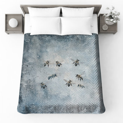 Flying Bees On Blue Bedding Insects Bedspread Animal