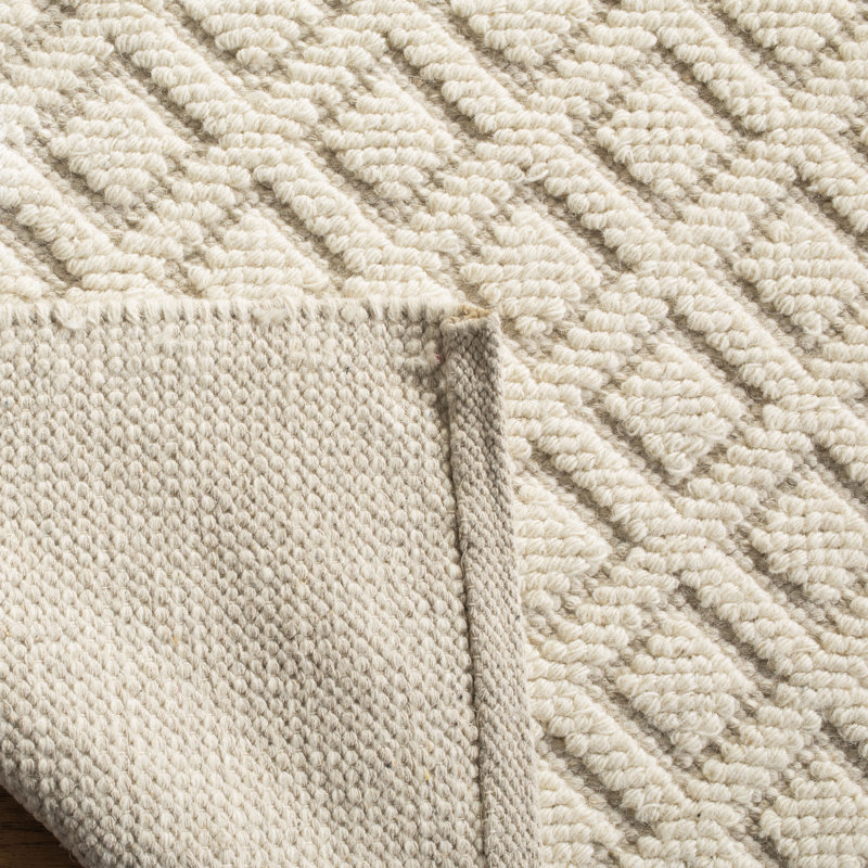 Matamoros Hand Woven Wool Geometric Rug, Round 6'