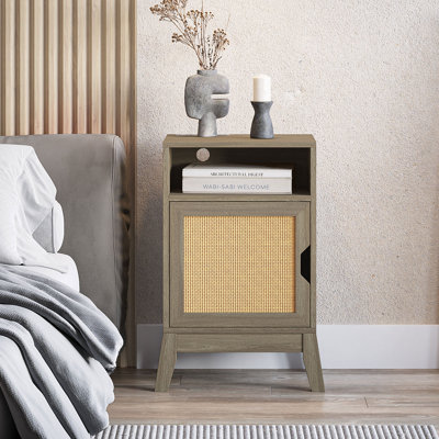 Anneshia 25.5 tall End Table
