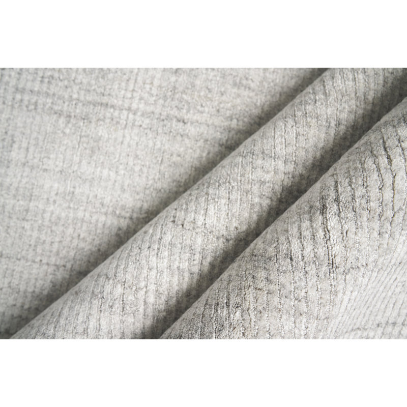 Robin Hand Woven Wool Plaid Area Rug