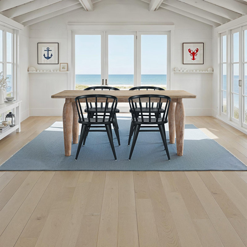 Crumbley Solid Wood Dining Set With Classic Spindle Chairs, 5 Pieces: Table, 4 Chairs, Black