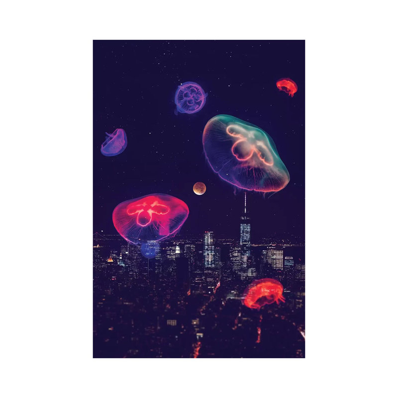 «City Jellyfish Moon» par Soaring Anchor Designs - impression sur toile tendue, H 18 po x l 12 po x 1,5 po