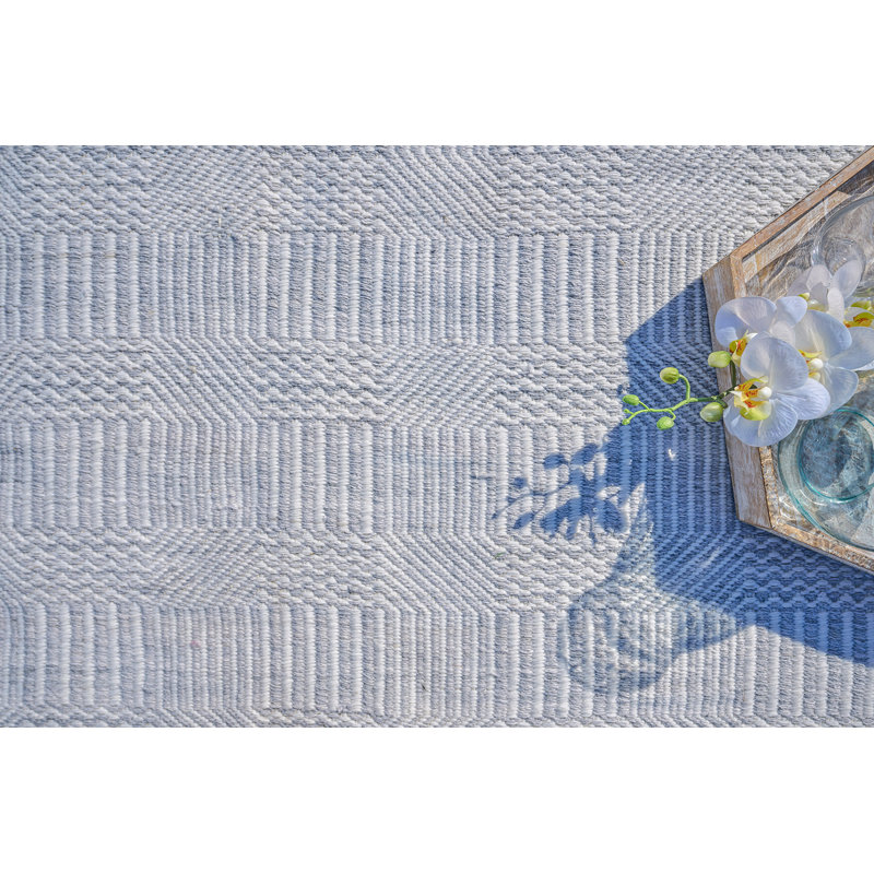 Naples Geometric Area Rug in Light Silver, Rectangle 12' x 15'