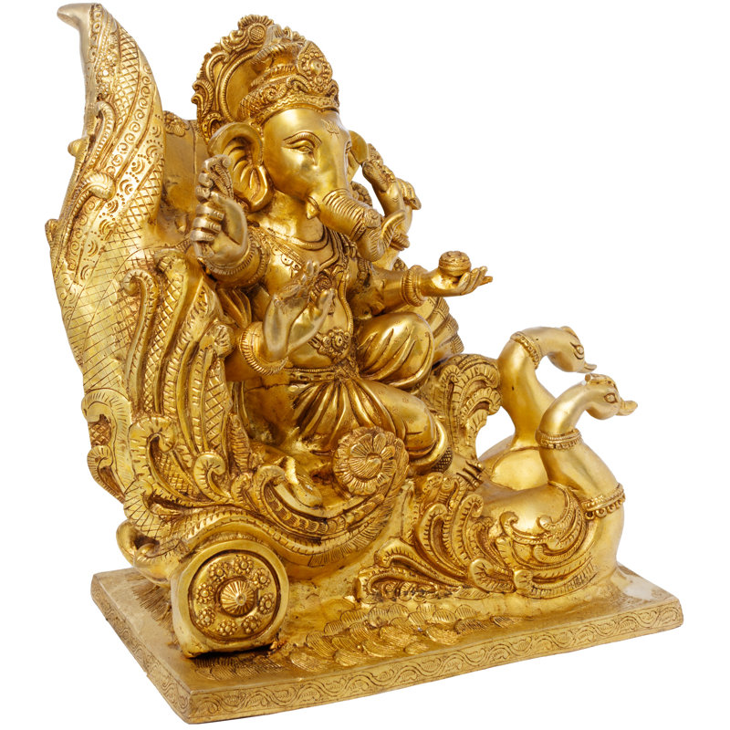 Statue de char Ganapati sur un cygne