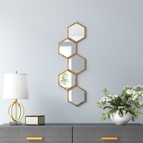 Fifty Two Pieces: Fly Eye and the Amazing Hexagonal Mirror