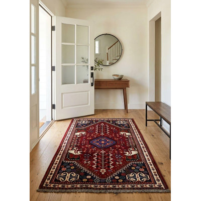 Tapis unique en laine noué à la main style Shiraz des années 2010 de 3 pi 7 po x 5 pi 1 po rouge Amonnie