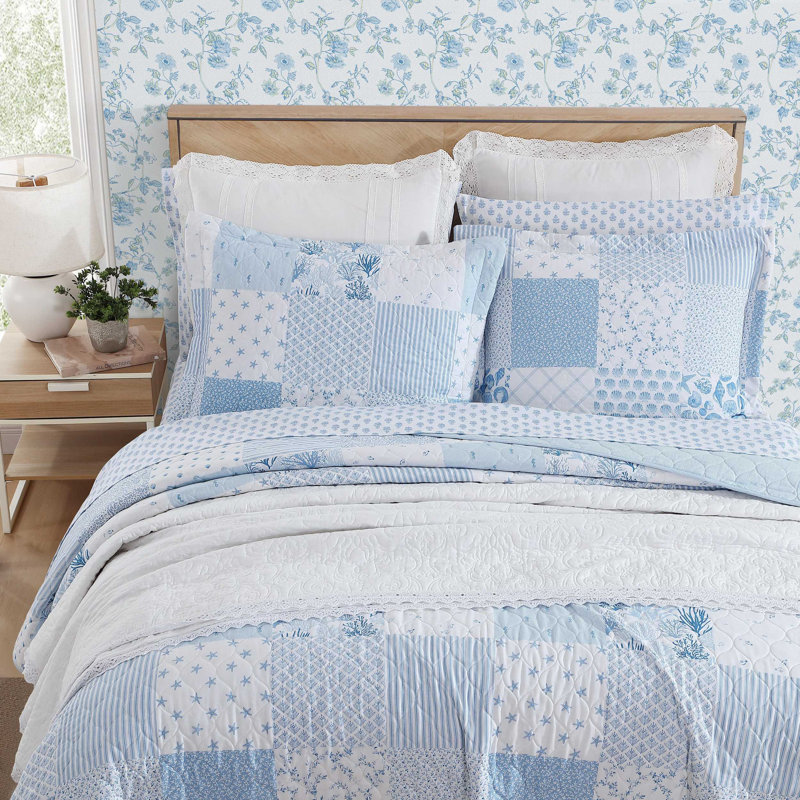 Laura Ashley Colleens Coastal Patchwork Cotton Blue Quilt Set, King Quilt + 2 King Shams