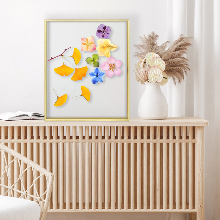 Chevalier Floating Frame 16x20, Metal Frame Display Photos, Plant or Petal Specimens for Wall Display Laurel Foundry Modern Farmhouse Color: Gold