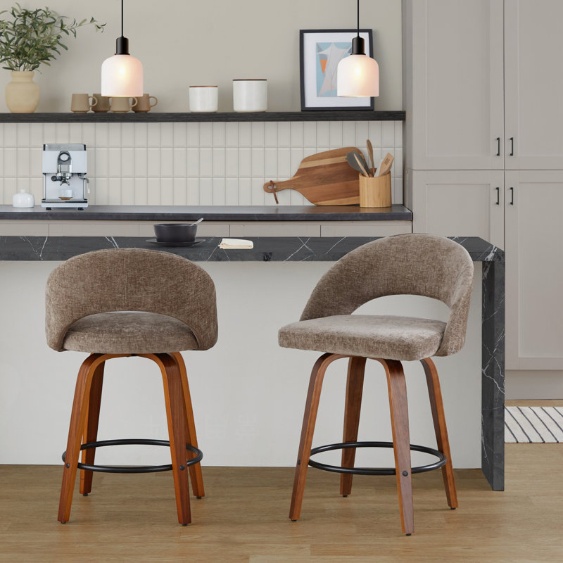 Ensemble de 2 tabourets de comptoir à hauteur fixe, structure en bois de noyer avec tissu brun et repose-pieds en métal noir